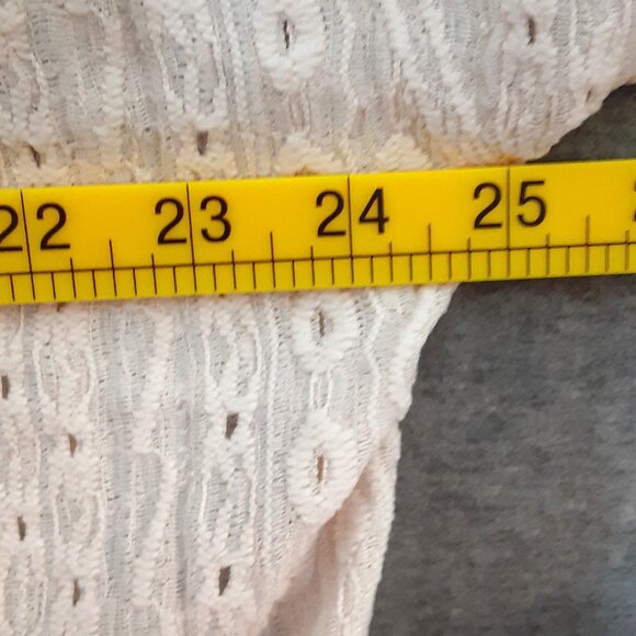 Shein Curve 3XL Top, Beige, Split Sleeves, Easy Care, Elastic Waist, pull on - Picture 5 of 6